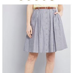 ModCloth gray chambray skirt with belt size L NWT